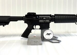 Colt M4 Commando SBR